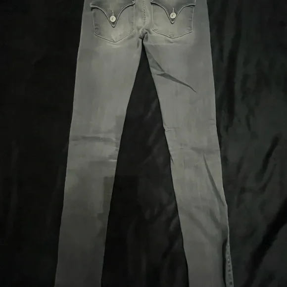 Bundle: True Religion/Hudson skinny jeans - Picture 5 of 8